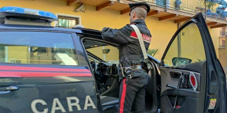 rubano in casa a san severino di centola proprietario ferisce gravemente un ladro in una sparatoria
