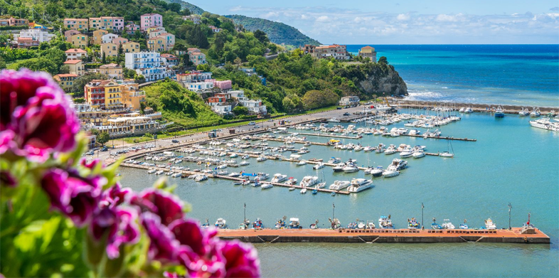 Mare cristallino, ecosistemi protetti e paesaggi incontaminati: il Cilento si conferma una delle mete balneari più virtuose d’Italia Mare cristallino, ecosistemi protetti e paesaggi incontaminati: il Cilento si conferma una delle mete balneari più virtuose d’Italia