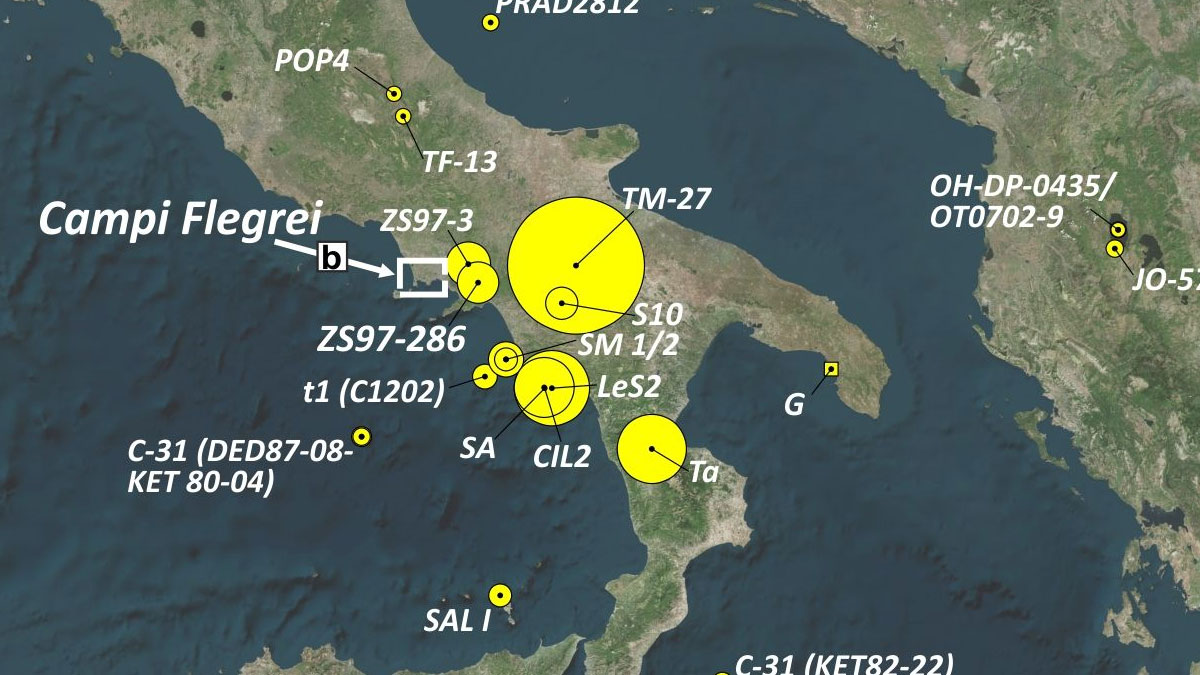 Campi Flegrei, da ieri registrati 119 terremoti. Allerta per un costone a Pozzuoli Campi Flegrei, da ieri registrati 119 terremoti. Allerta per un costone a Pozzuoli