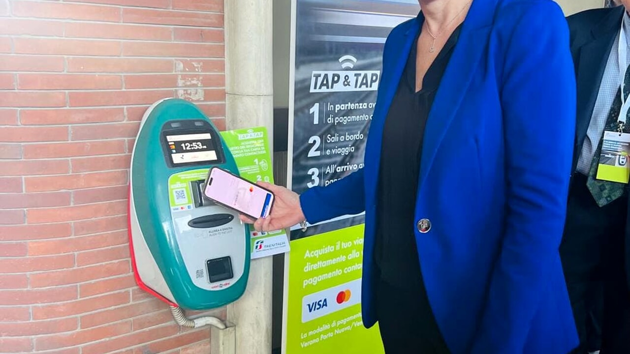 Regionale, Trenitalia: al via anche in Campania il servizio Tap&Tap Regionale, Trenitalia: al via anche in Campania il servizio Tap&Tap