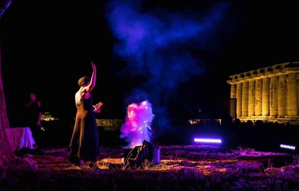 A Paestum la  XV edizione della Rassegna teatrale estiva presenta: “Medeae…da Euripide in poi 