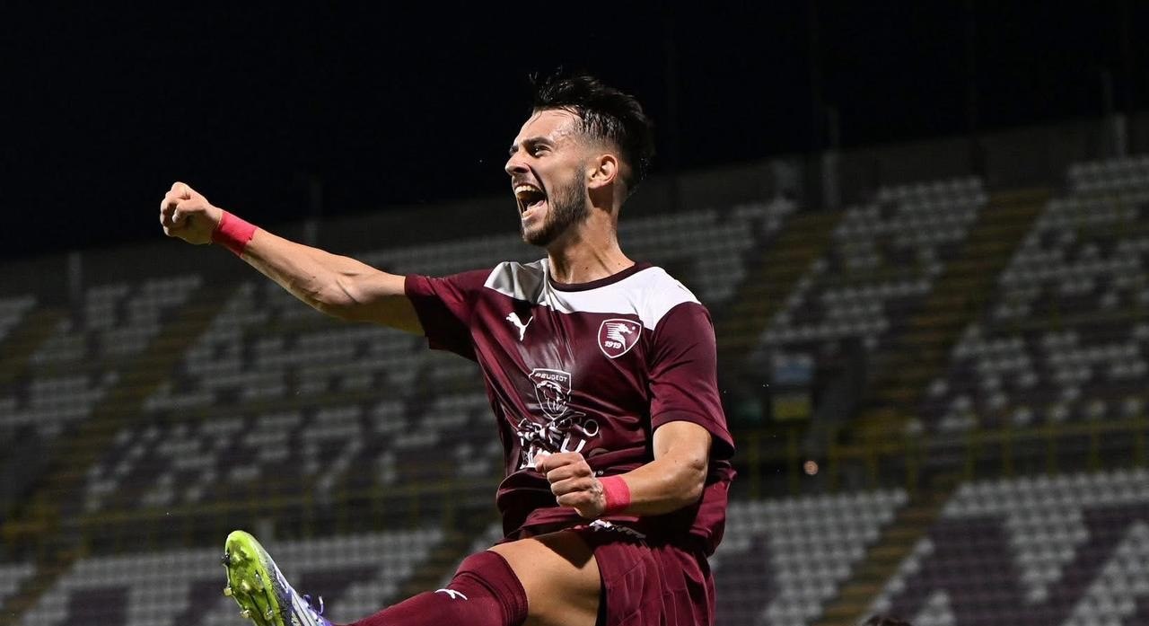 Dopo il Derby con la Cavese, Salernitana ancora in testa al campionato