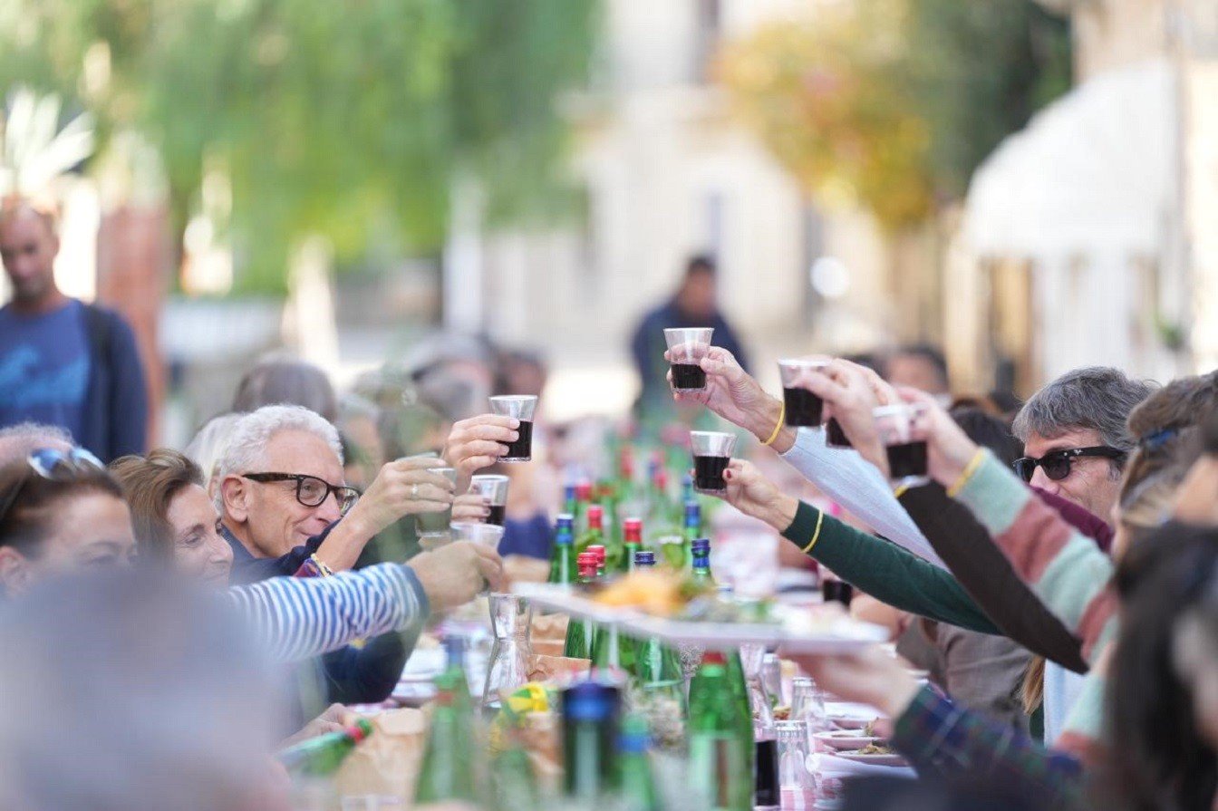 un compleanno che profuma di mare celebrazione per la dieta mediterranea a pollica da Cilentoreporter.it un compleanno che profuma di mare celebrazione per la dieta mediterranea a pollica