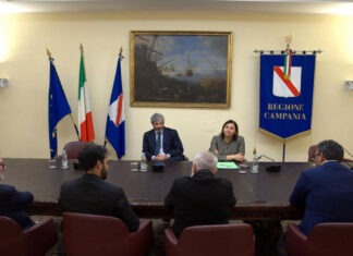 Caro carburanti, Fico: «In Campania la situazione sta rientrando». Sul fine vita: «Favorevole al 100%»